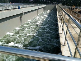 烟台鲁蒙公司旗下有自己的污水池防腐施工队伍